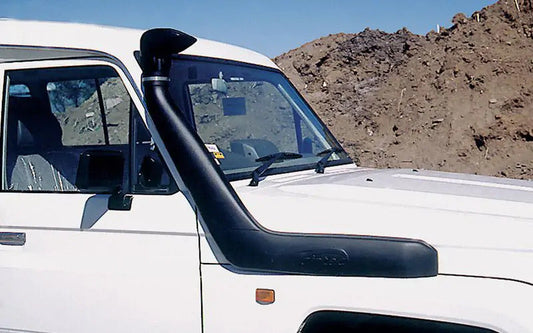 TJM AIRTEC SNORKEL POLYETHYLENE BLACK KIT