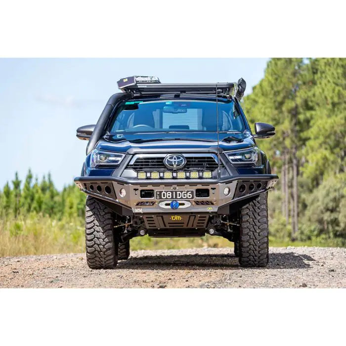 TJM Chaser Bull Bar Black Steel (with Camera)