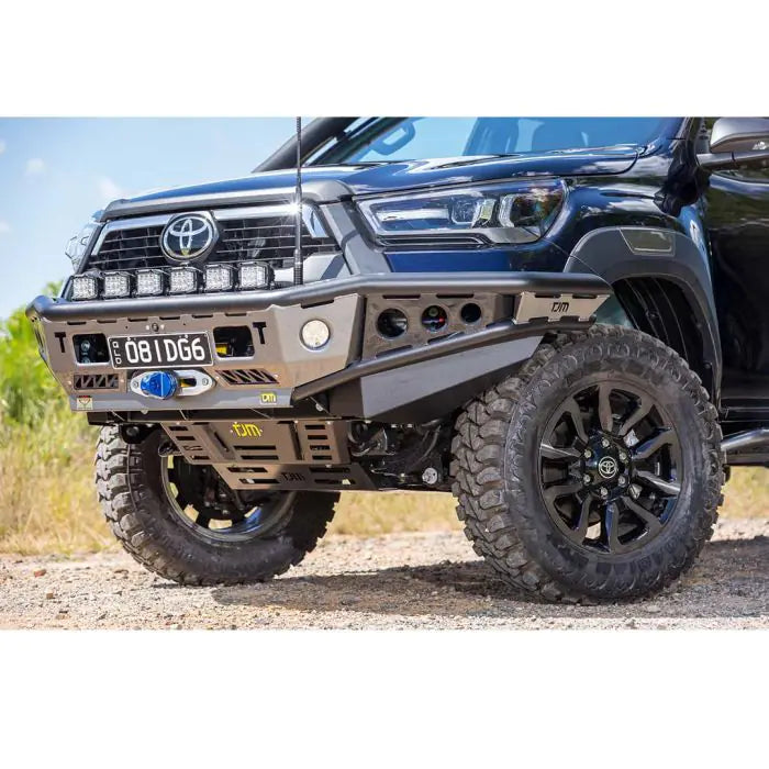 TJM Chaser Bull Bar Black Steel (with Camera)