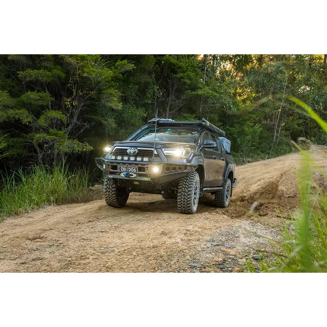TJM Chaser Bull Bar Black Steel (with Camera)