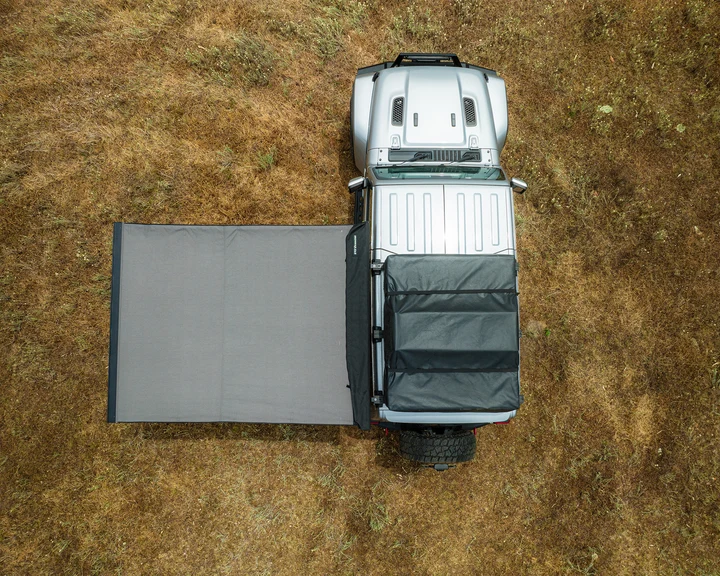 IRONMAN DELTAWING 90° AWNING (2.5M X 2.5M)