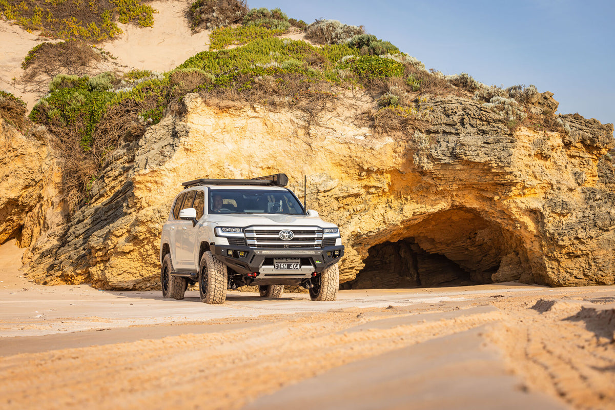 IRONMAN RAID BULL BAR | TOYOTA LANDCRUISER 300 SERIES