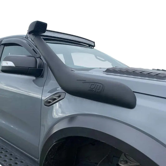 TJM AIRTEC SNORKEL POLYETHYLENE BLACK KIT