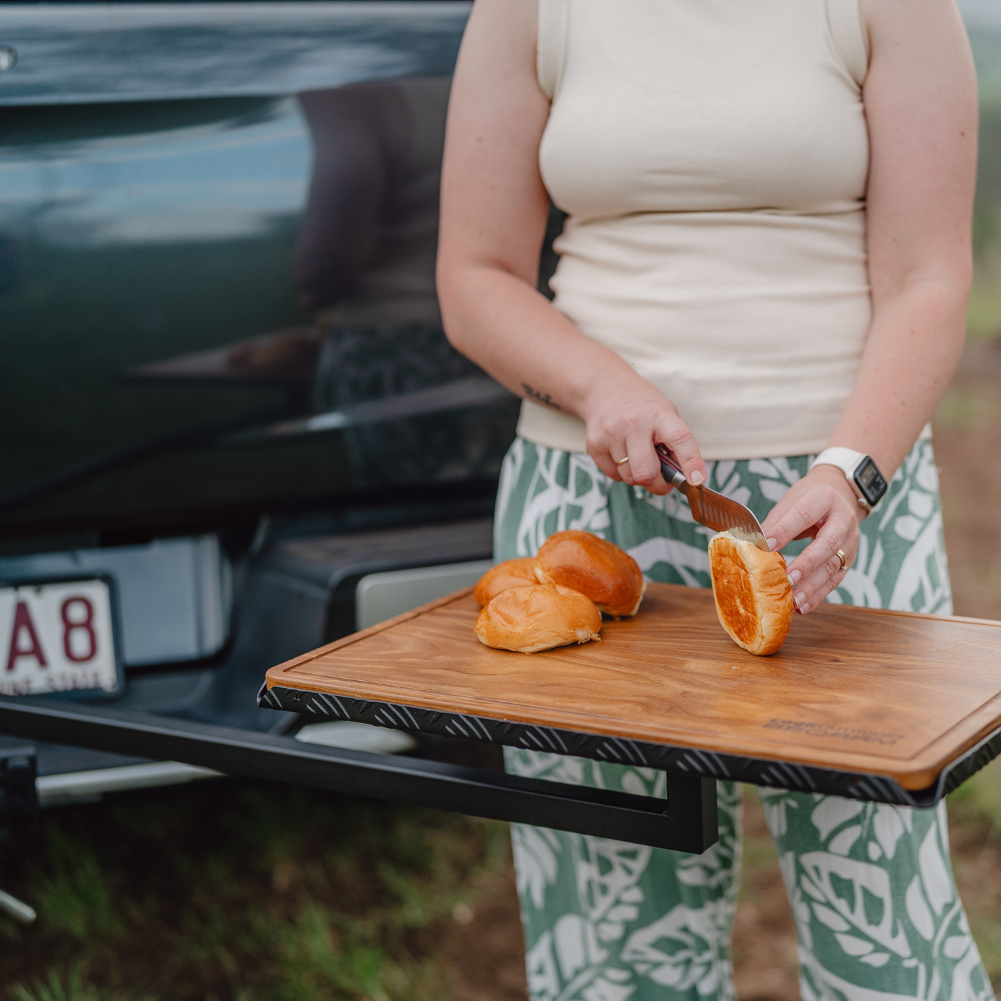BBQARM TEAK CUTTING BOARD