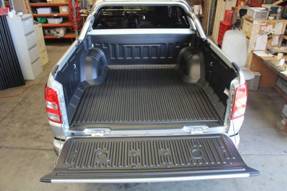 TOYOTA HILUX 8th GEN SR5 (2015-2025) UNDER RAIL UTE LINER