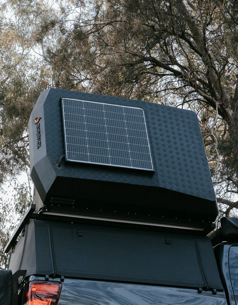 BUSHBUCK ARMOURDILLO ROOFTOP TENT 1.9X2.1m LHS With FREE Annex To Suit – 4x4 And Outdoor