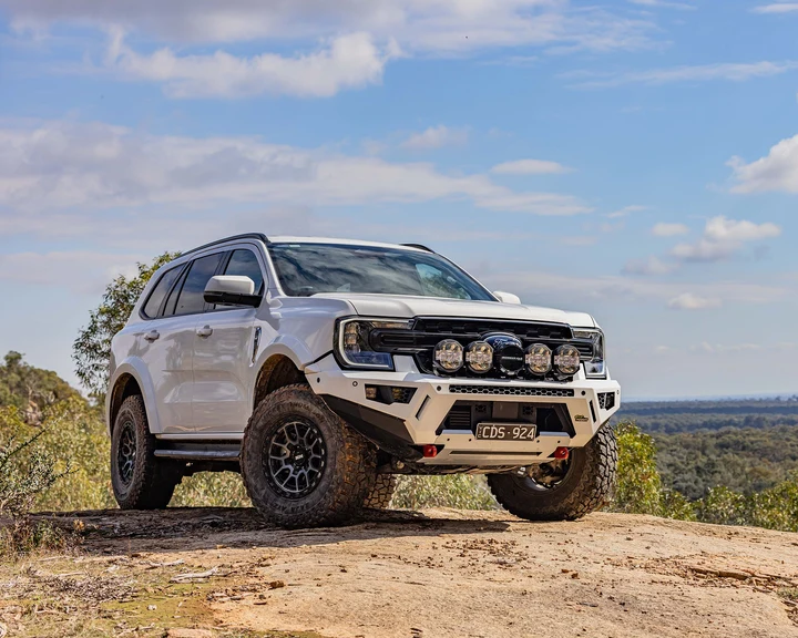 IRONMAN RAID BULL BAR | FORD EVEREST / RANGER PY NEXT GEN