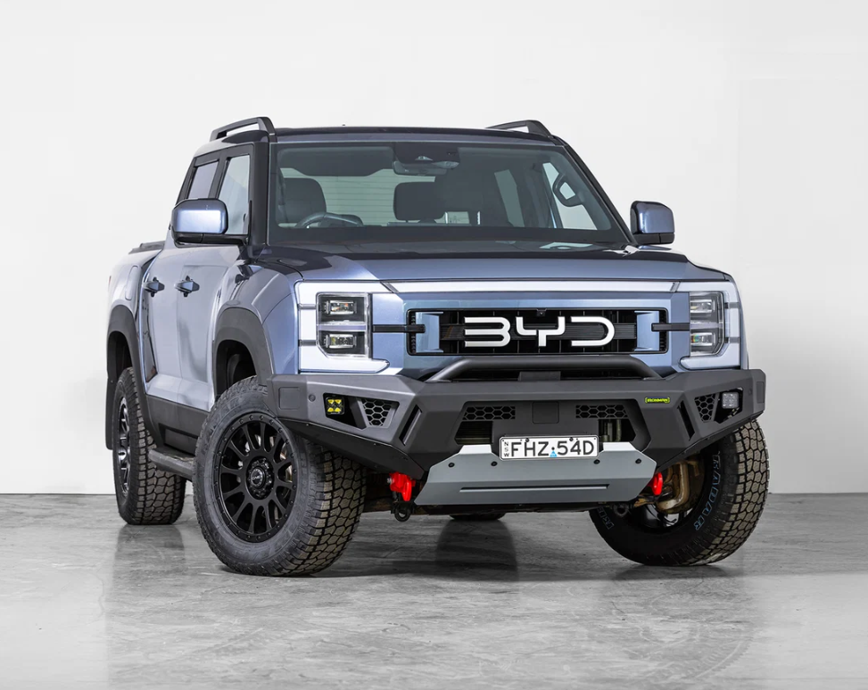 IRONMAN RAID BULL BAR AND LIGHT KIT | BYD SHARK 6