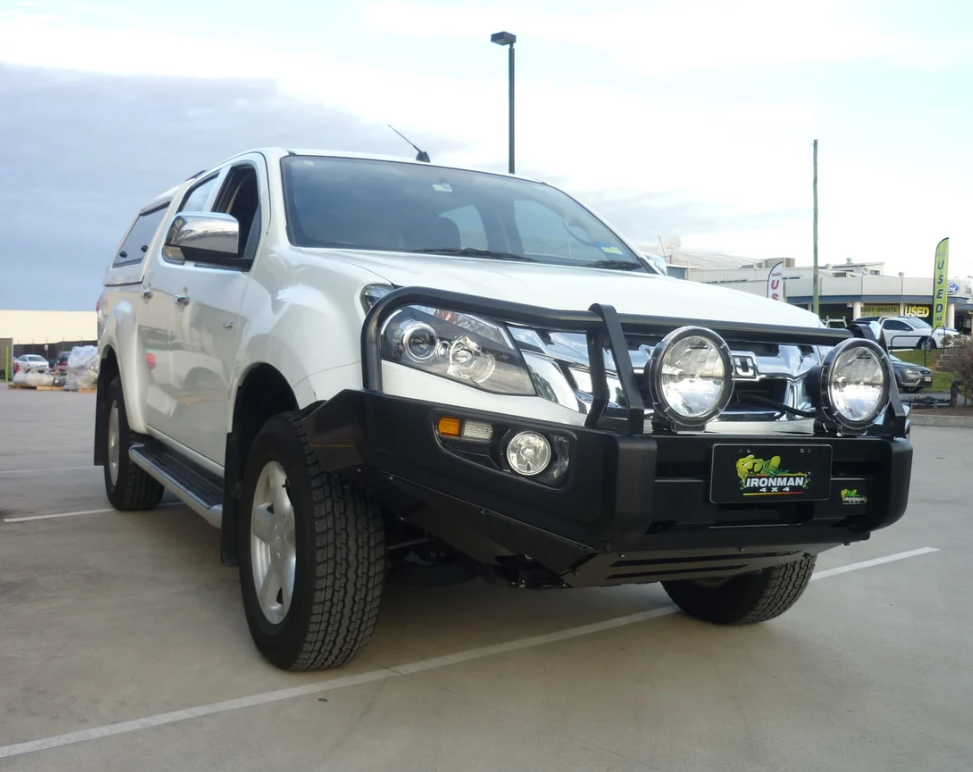 IRONMAN DELUXE BULL BAR | ISUZU D-MAX (12-16)