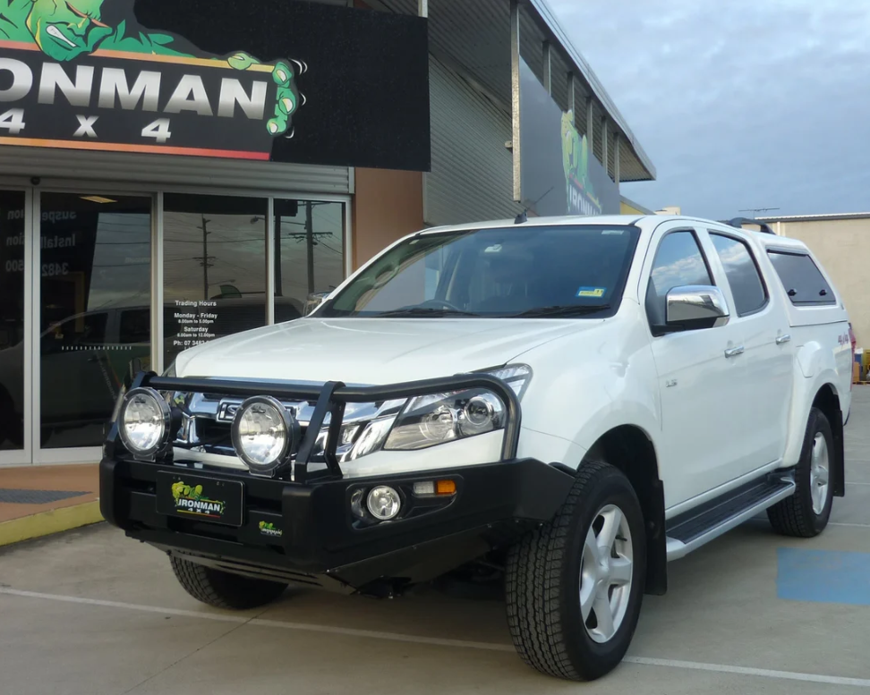 IRONMAN DELUXE BULL BAR | ISUZU D-MAX (12-16)