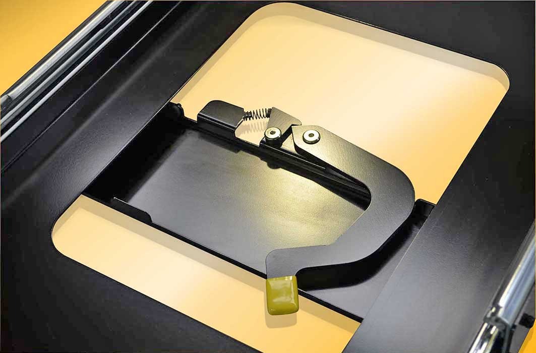 FS1 RV STORAGE SOLUTIONS PREMIUM ALLOY FRIDGE SLIDE (approx. 12kg)