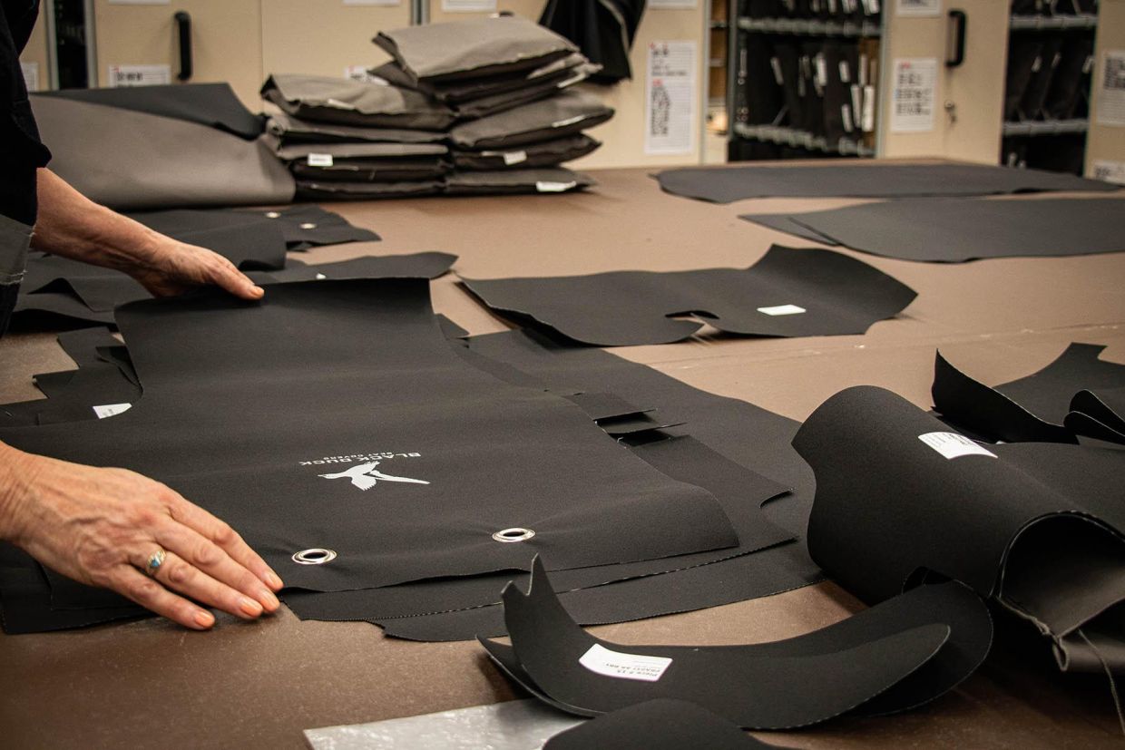 TOYOTA LANDCRUISER 78 Series (2016+) REAR B/DUCK S/COVERS 4 ELEMENTS BLACK