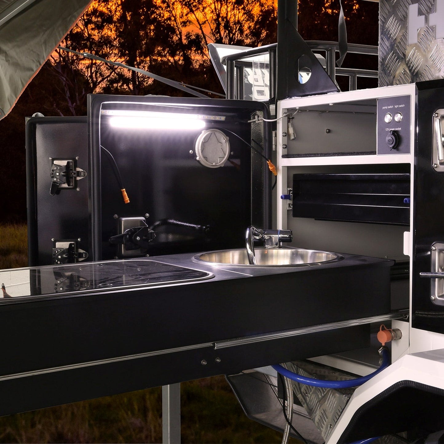 KORR LED CAMP LIGHT BAR 25CM