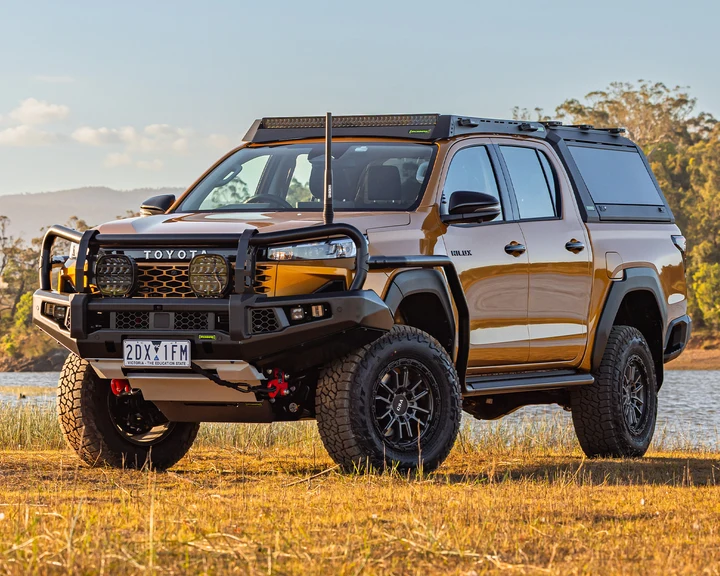 IRONMAN APEX BULL BAR | TOYOTA HILUX N90