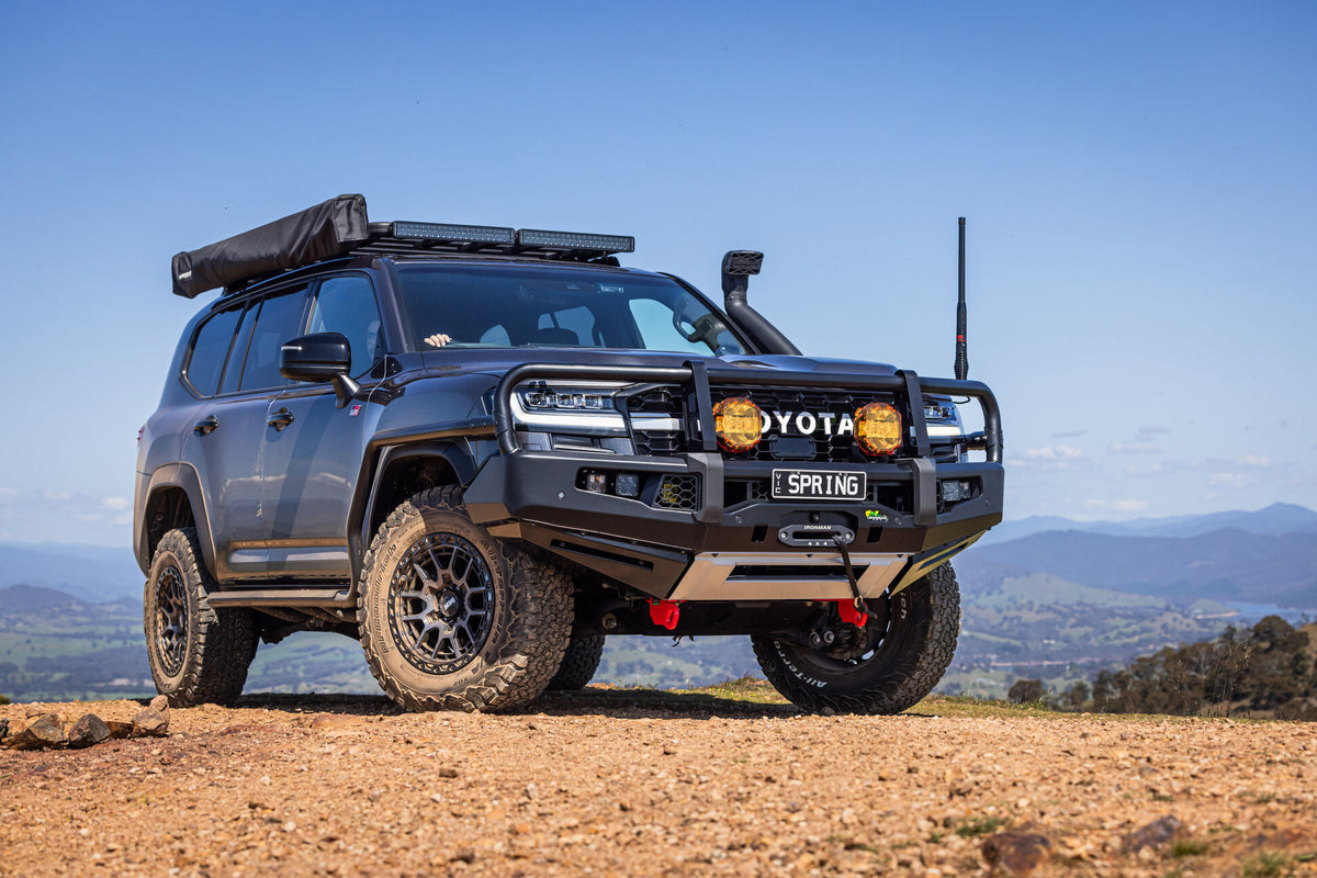 IRONMAN APEX BULL BAR | TOYOTA LANDCRUISER 300 SERIES