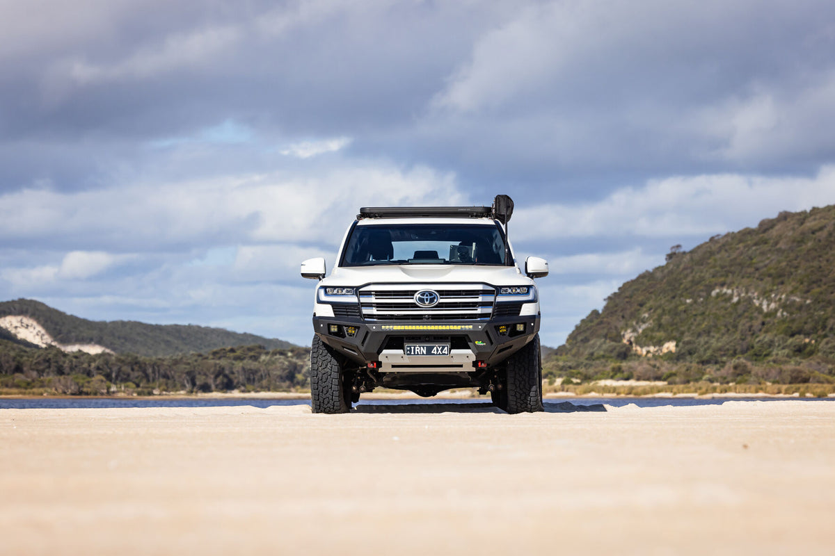 IRONMAN RAID BULL BAR | TOYOTA LANDCRUISER 300 SERIES