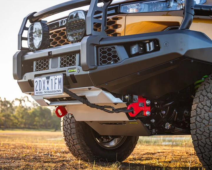 IRONMAN APEX BULL BAR | TOYOTA HILUX N90