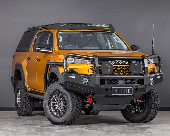 IRONMAN DELUXE BULL BAR | TOYOTA HILUX N90